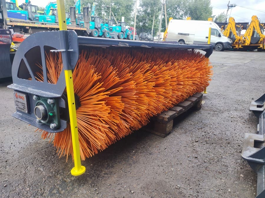 Щетки на бобкэт Щетки на бобкэт