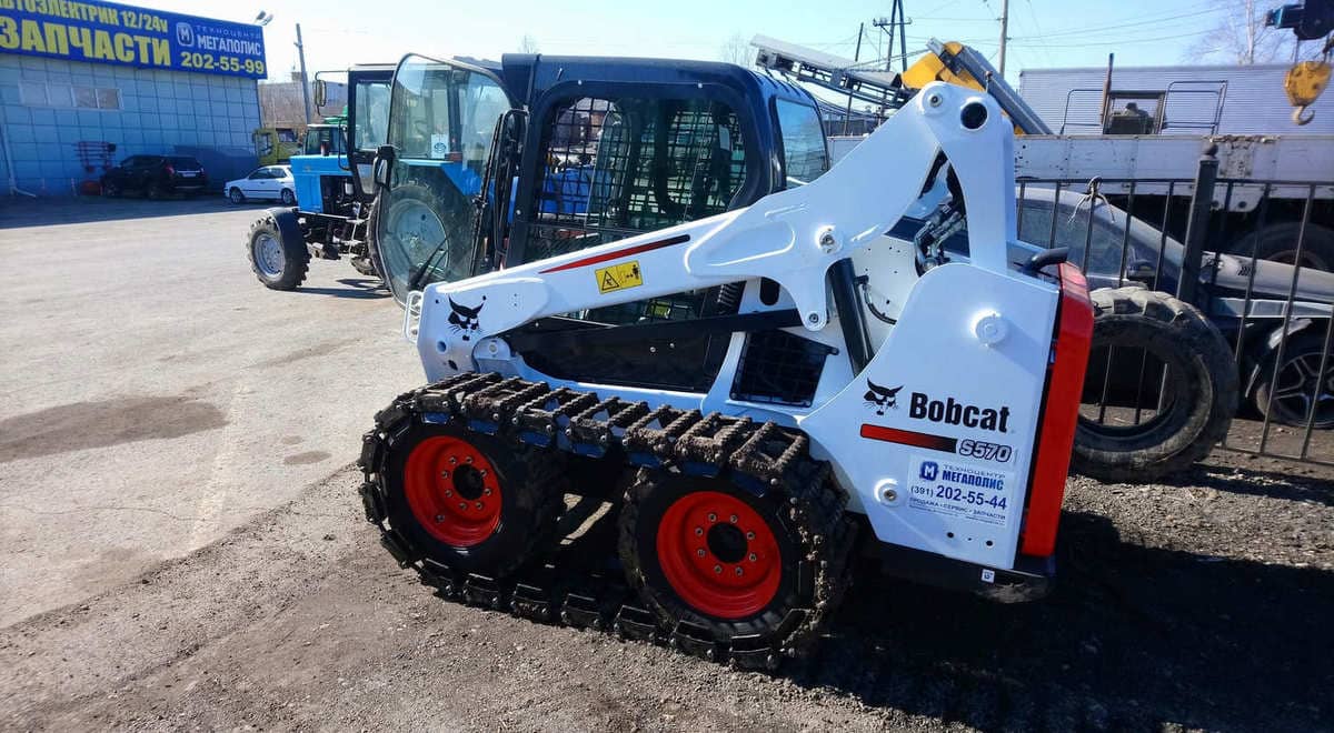 Накидные гусеницы на Bobcat Накидные гусеницы на бобкэт